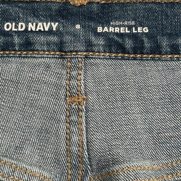 Old Navy NWOT High-Waisted Barrel Jeans Women Size 8 - Picture 2 of 7